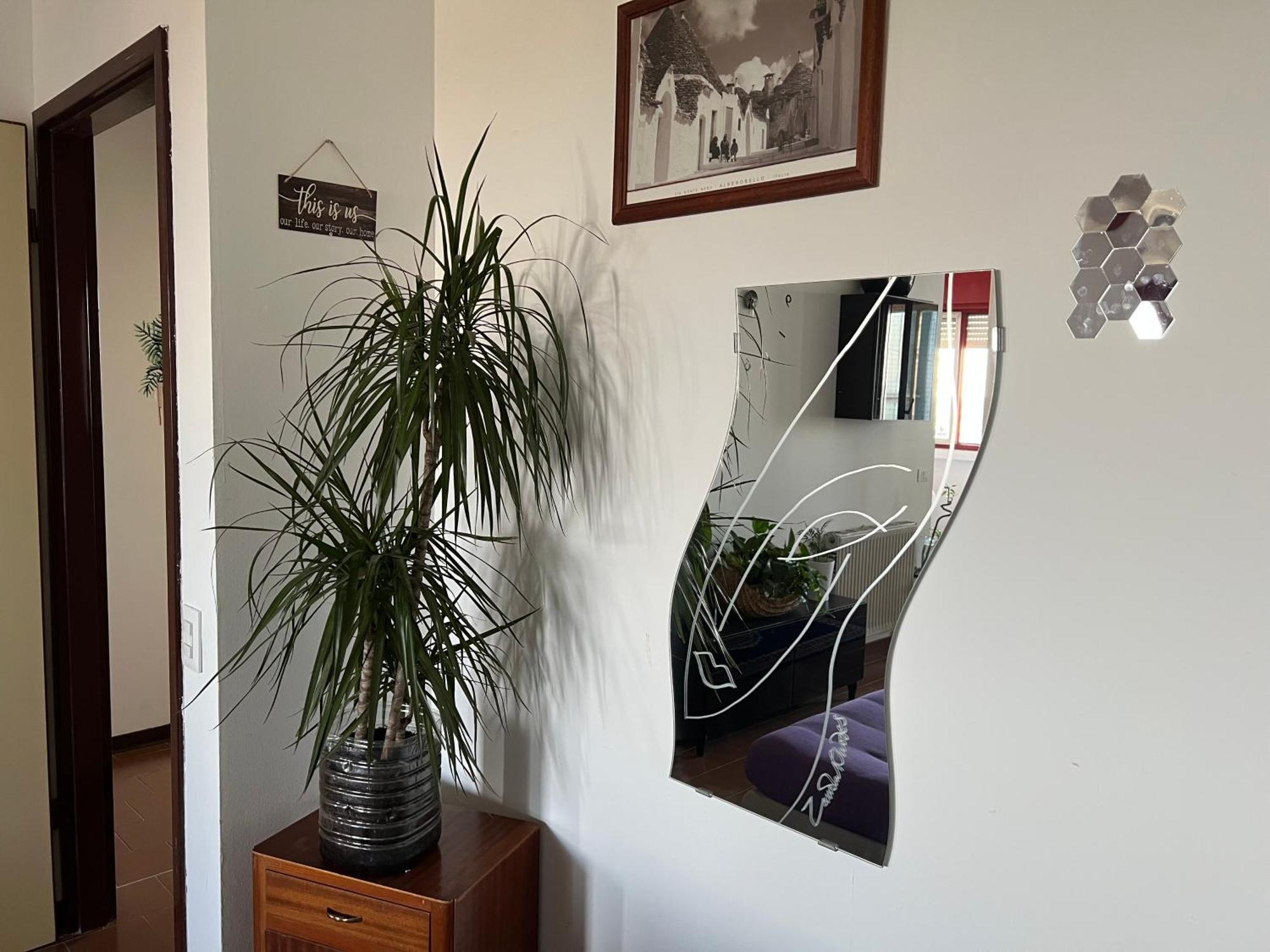 Friends And Family Apartment เบรเชีย ภายนอก รูปภาพ